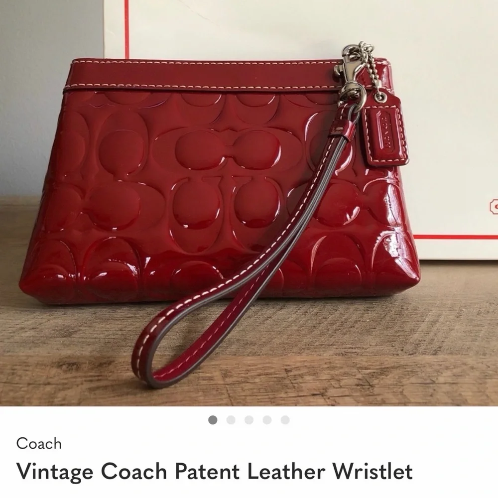Vintage‎ Coach Patent Leather Wristlet
